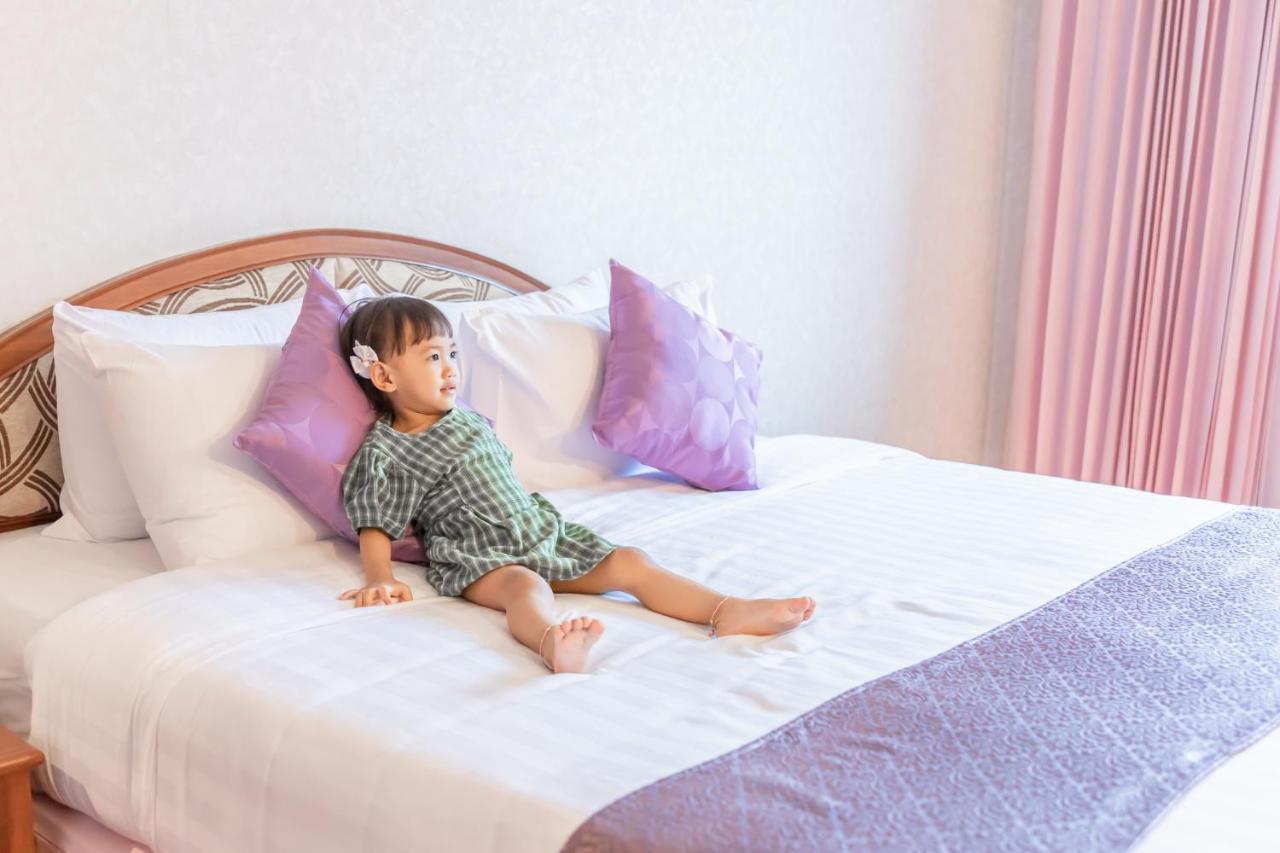 K.P. Grand Hotel Chanthaburi Exterior photo